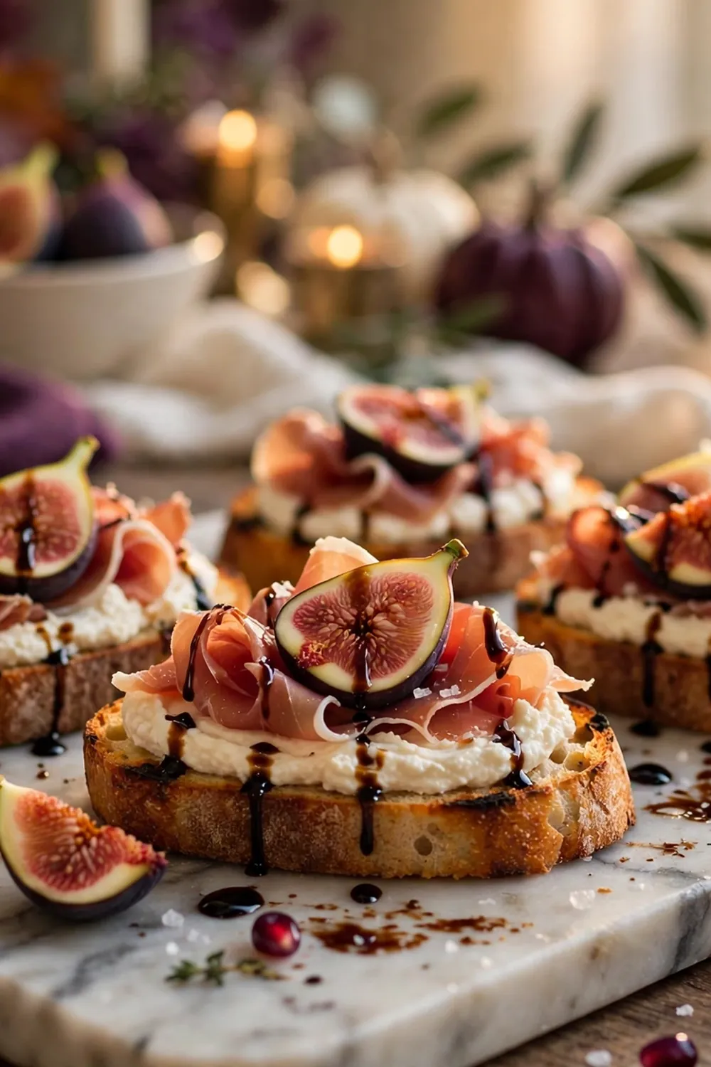 Fig prosciutto crostini with balsamic glaze