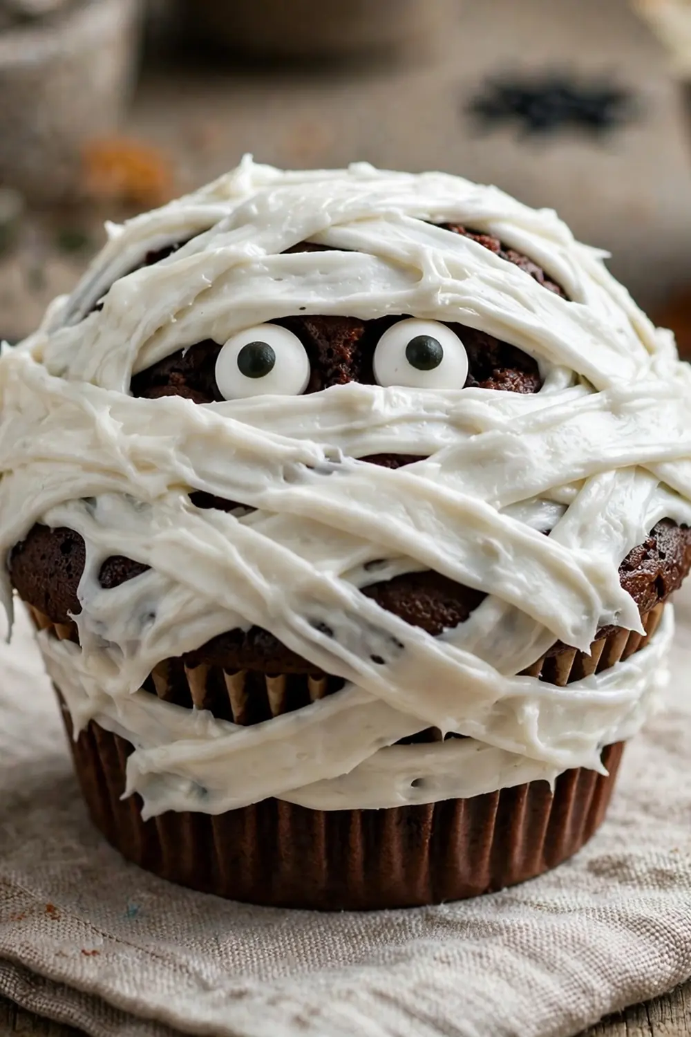 Halloween cupcakes 08