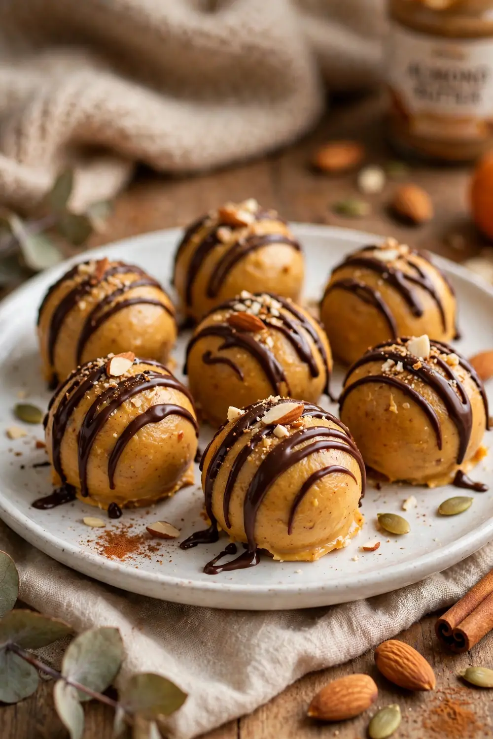Almond butter pumpkin dream bites